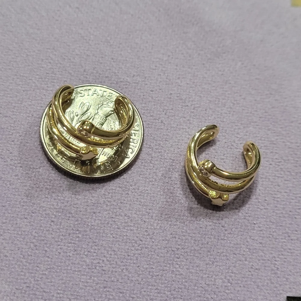 Earrings - Picture 2 of 5